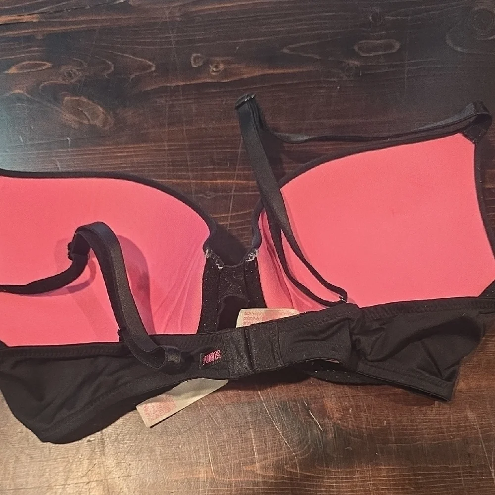 PINK Victoria's Secret Wear Everywhere Push-Up Bra - Black 32D